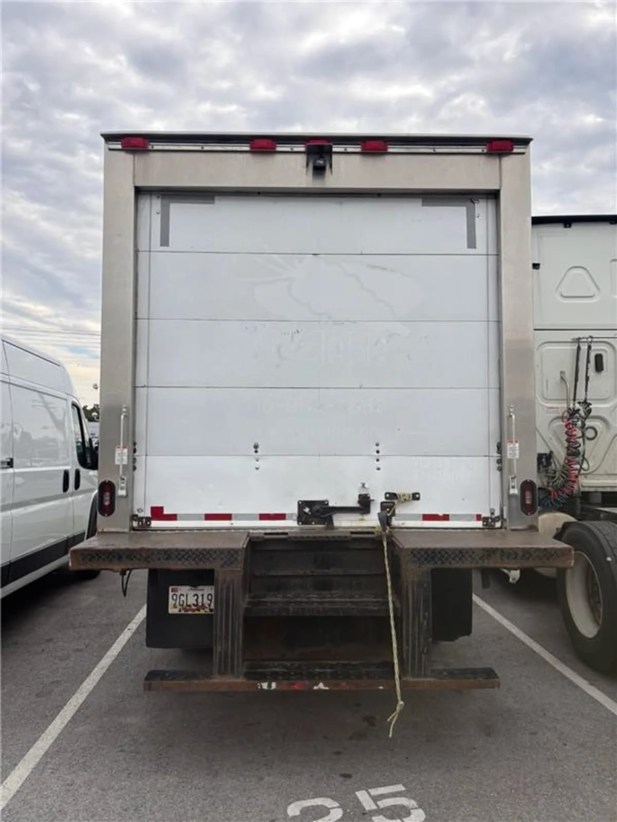 2017 Isuzu NPR - image 4