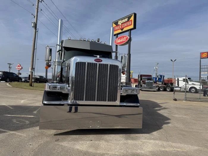 2026 Peterbilt 589 - image 18