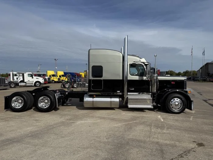 2026 Peterbilt 589 - image 26