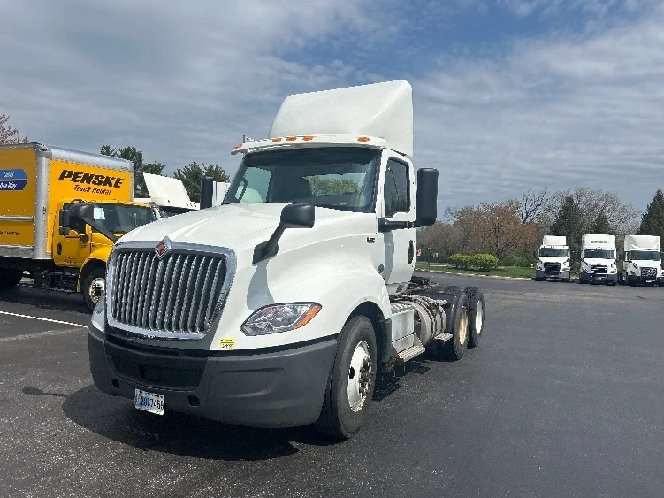 2019 International LT in Swedesboro, NJ — photo 3