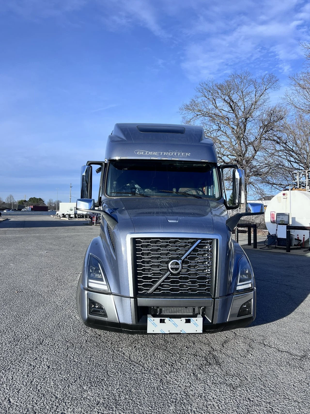 2025 Volvo VNL 860 in Gainesville, VA — photo 6