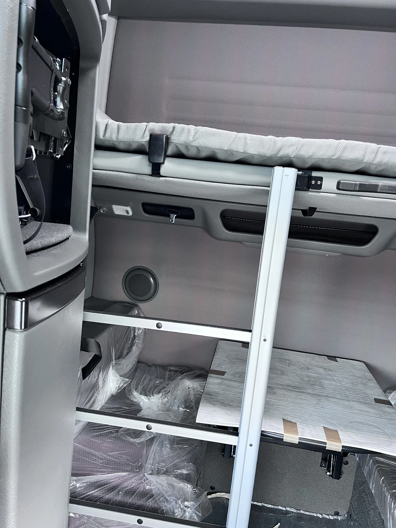 2025 Volvo VNL 860 in Gainesville, VA — photo 11