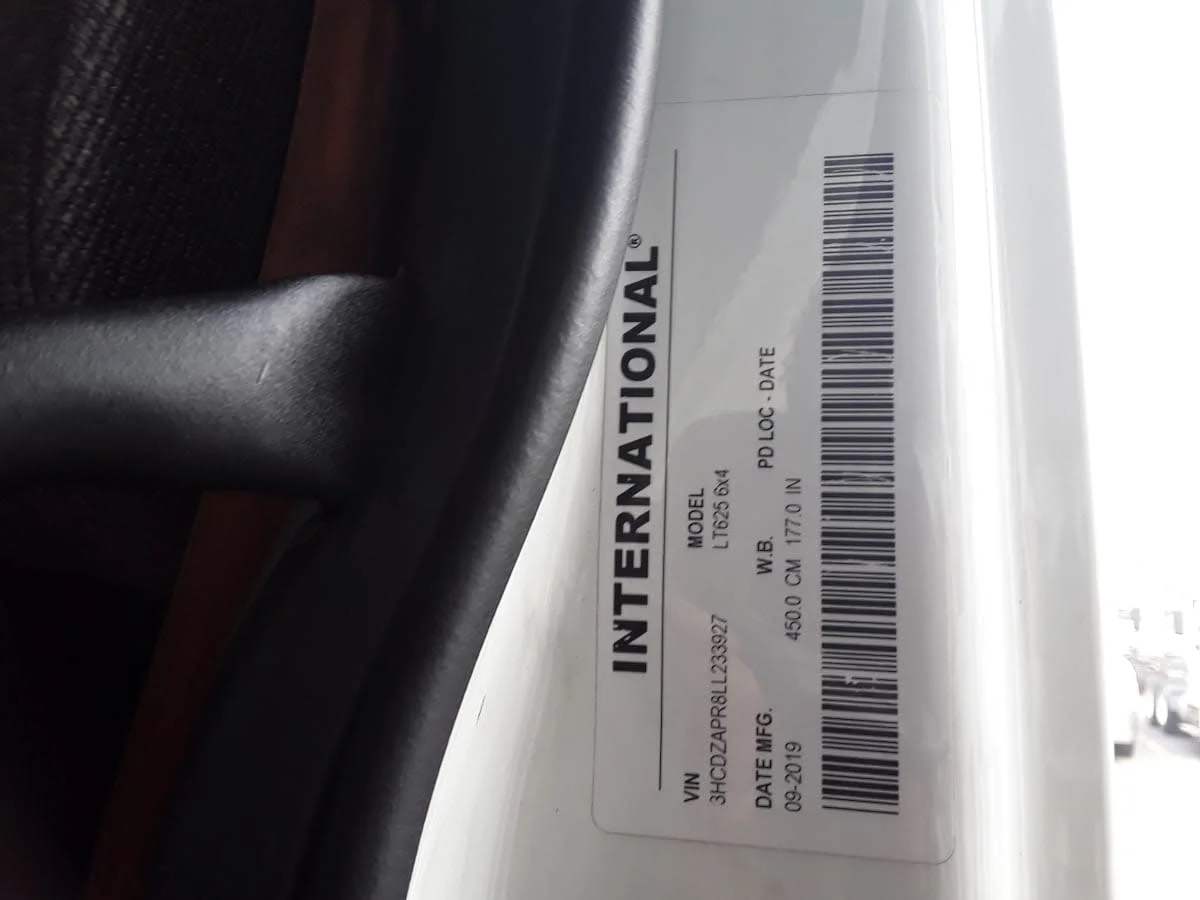 2020 International LT in Hilliard, OH — photo 13