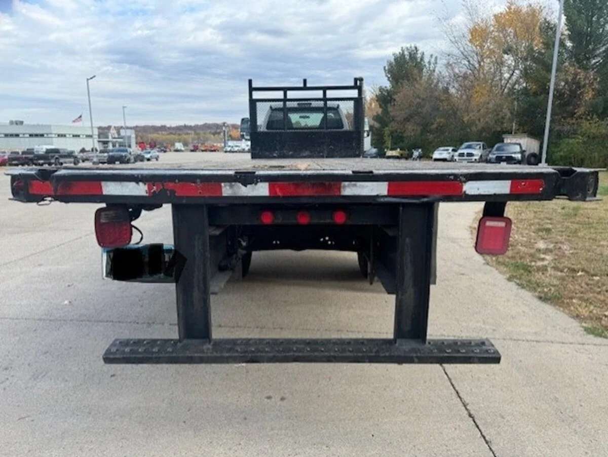 2017 Ford F-750 in Abbotsford, WI — photo 2