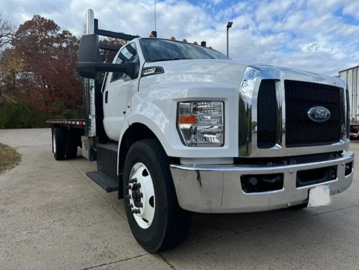 2017 Ford F-750 in Abbotsford, WI — photo 3
