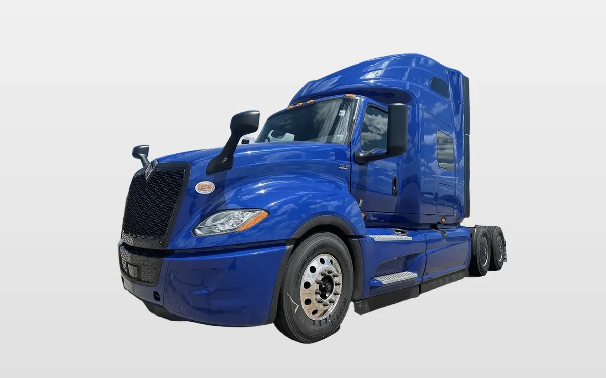 2024 International LT - image 1