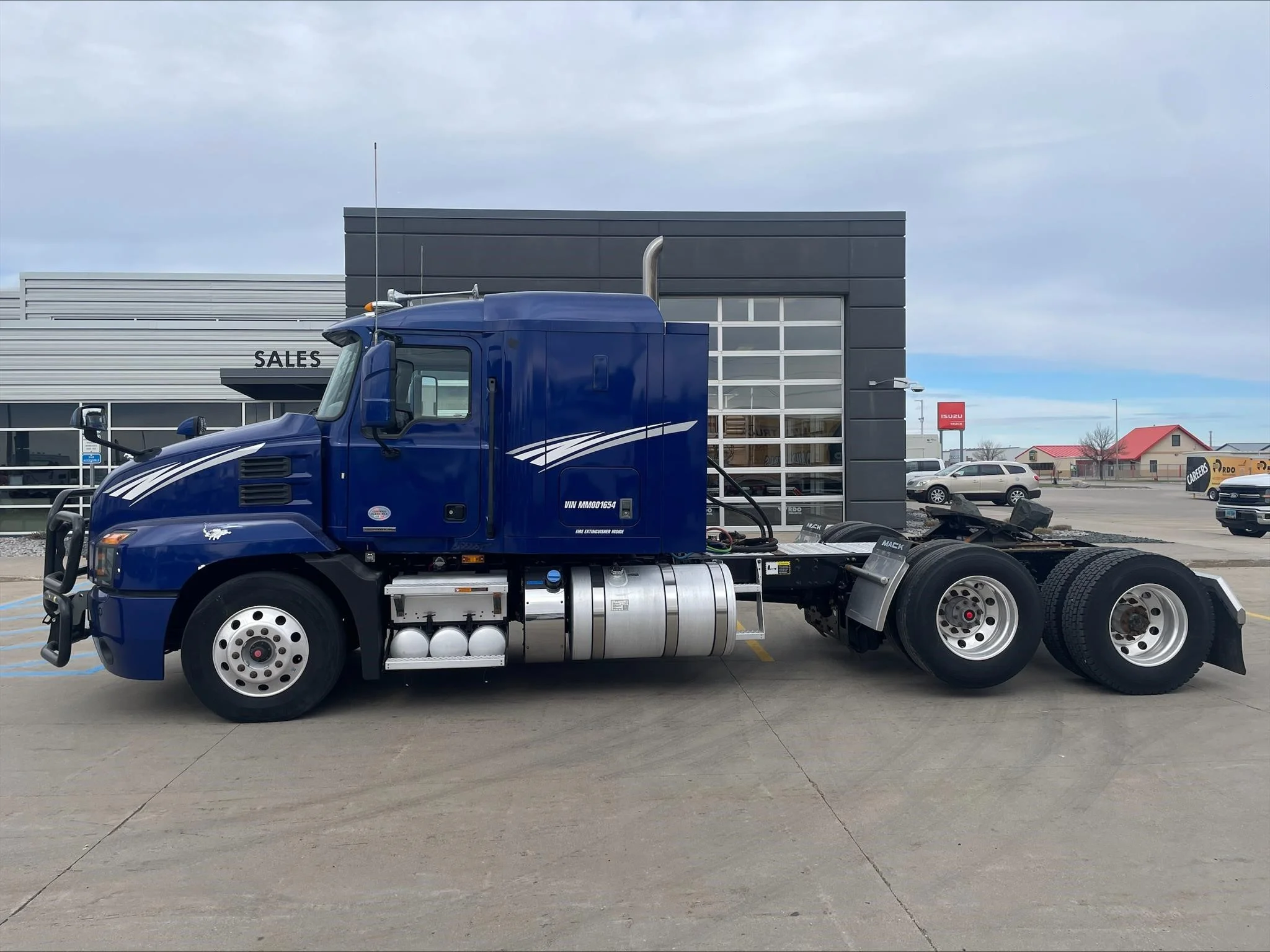 2021 Mack — photo 2