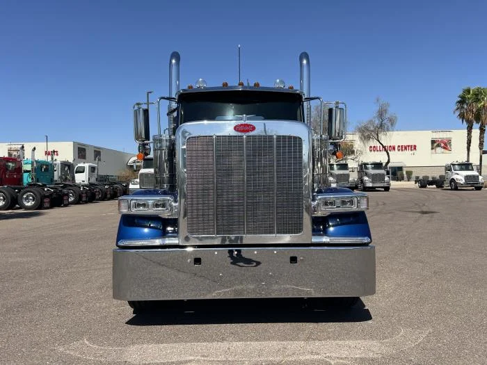 2026 Peterbilt 589 in Las Vegas, NV — photo 10