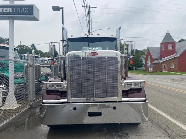 2027 Peterbilt 589 in Eau Claire, PA — photo 5