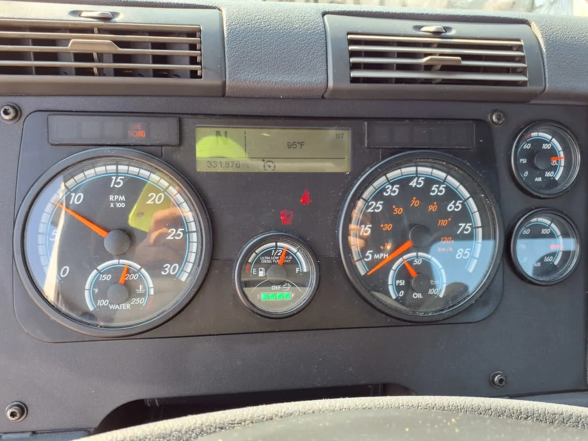 2019 Freightliner Cascadia in Fort Worth, TX — photo 10