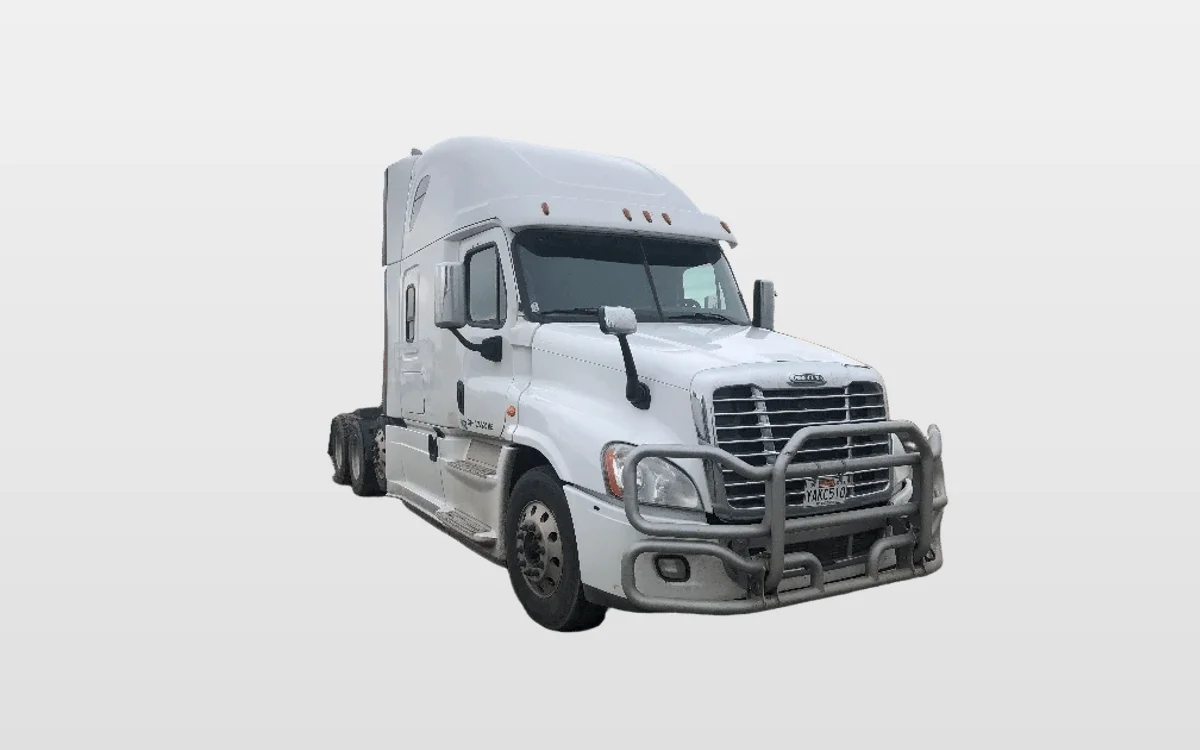 2017 Freightliner Cascadia - image 1