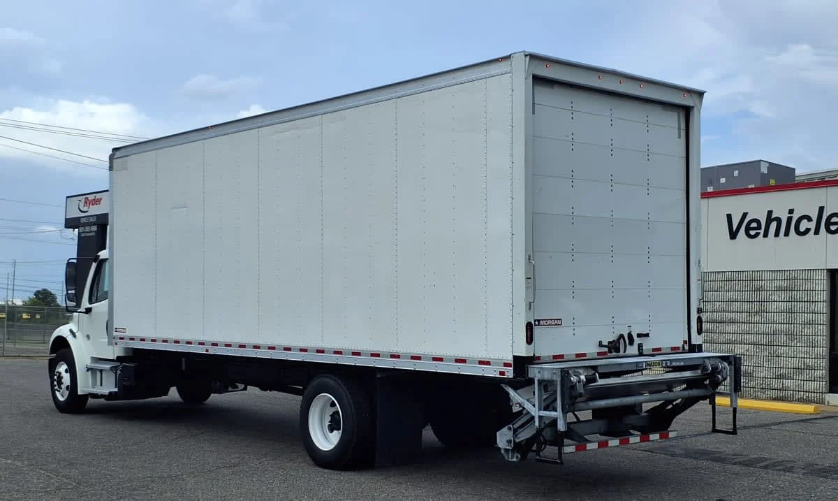 2022 Freightliner M2 106 in Memphis, TN — photo 6