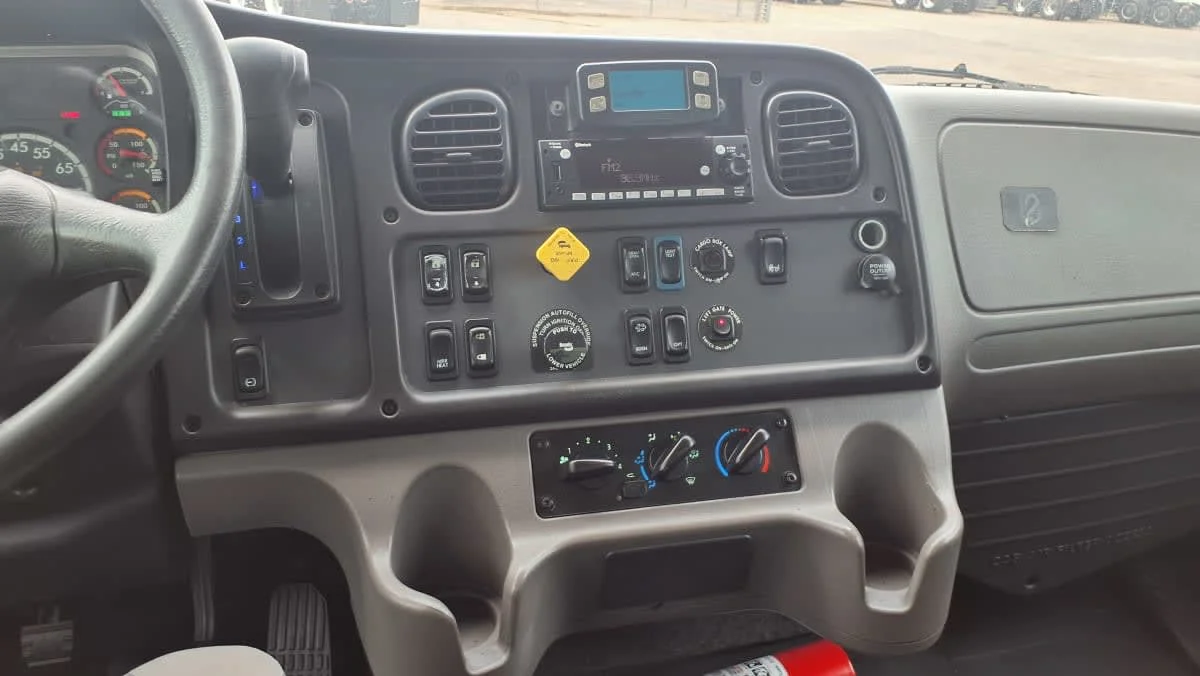2022 Freightliner M2 106 in Memphis, TN — photo 11