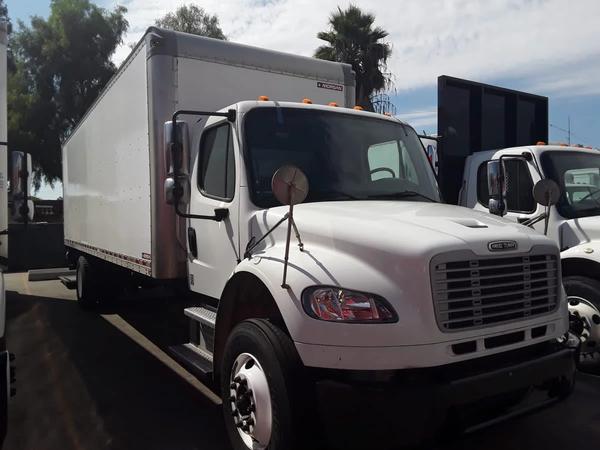 2021 Freightliner M2 106 - image 3