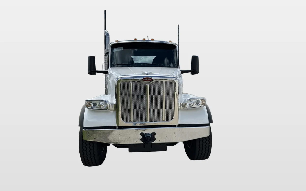 2025 Peterbilt 567 - image 1