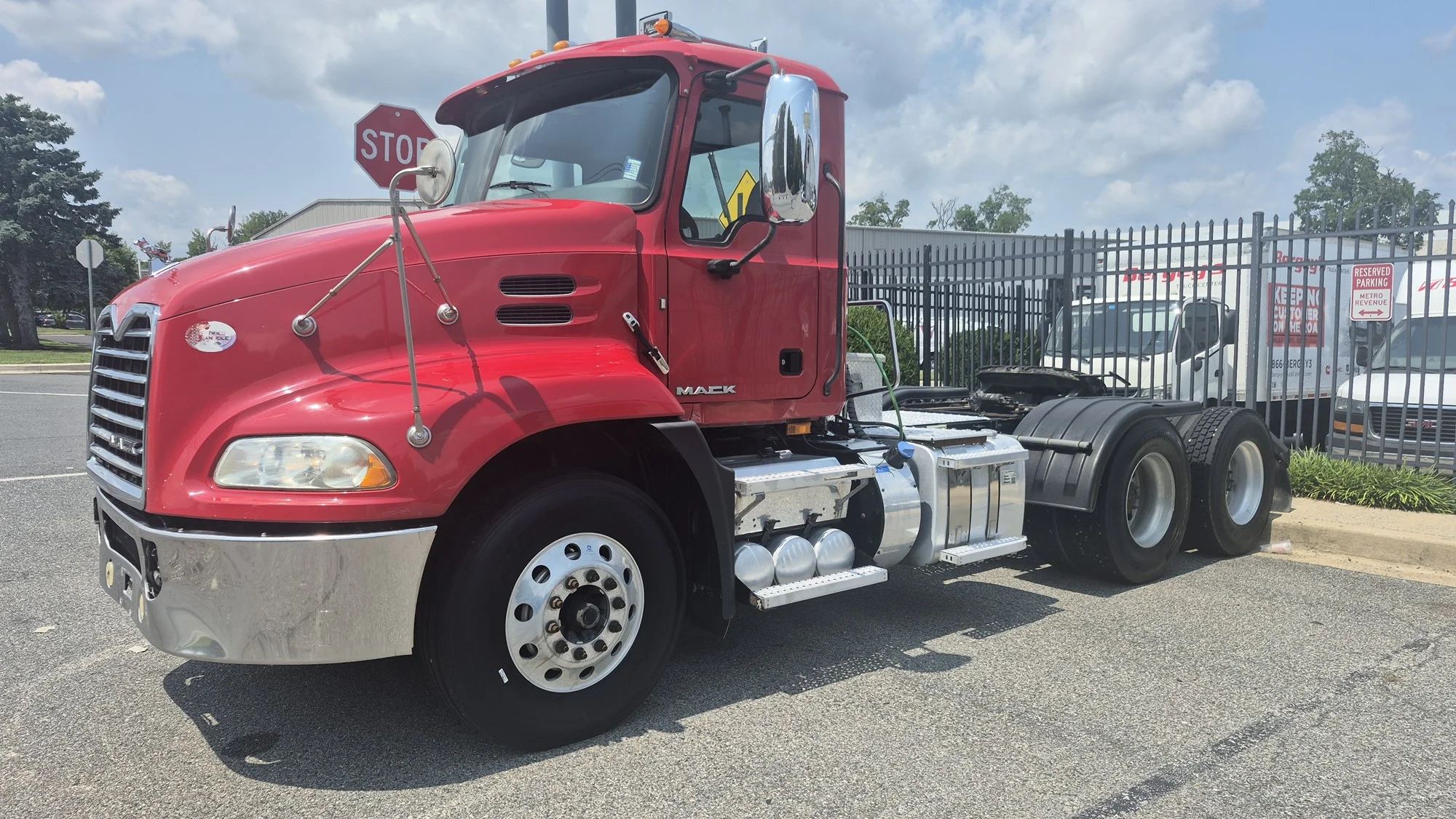 2016 Mack Pinnacle