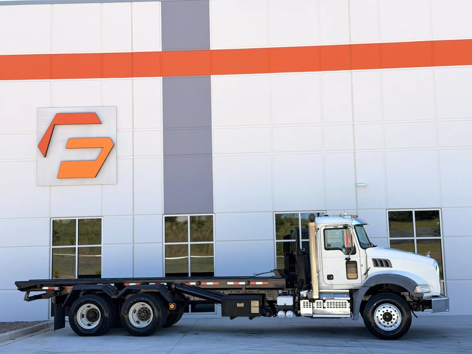 2019 Mack Granite in Greer, SC — photo 4