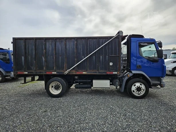 2018 Peterbilt 220EV in MS — photo 6