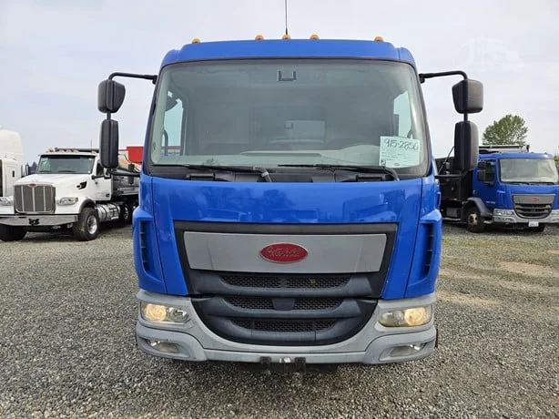 2018 Peterbilt 220EV in MS — photo 8