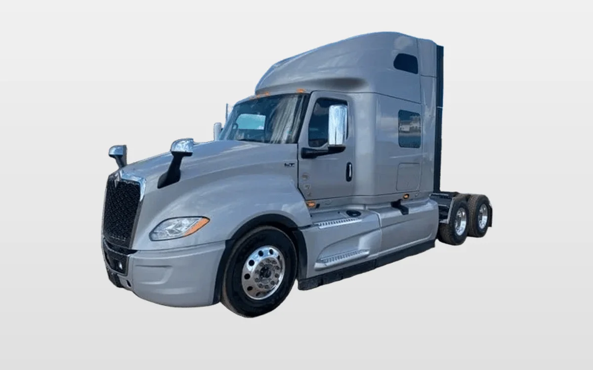 2027 International LT - image 1