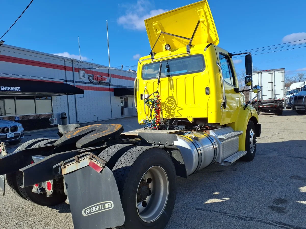 2019 Freightliner M2 112 - image 4