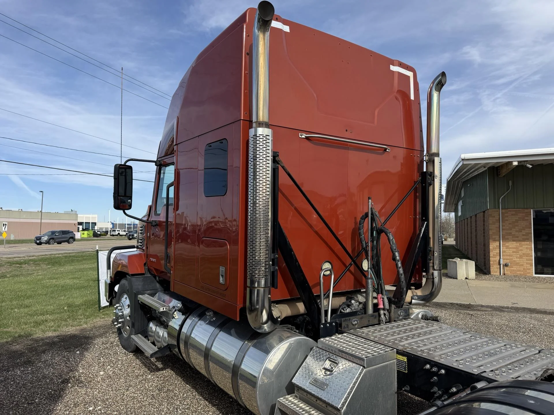 2019 Mack Anthem - image 6