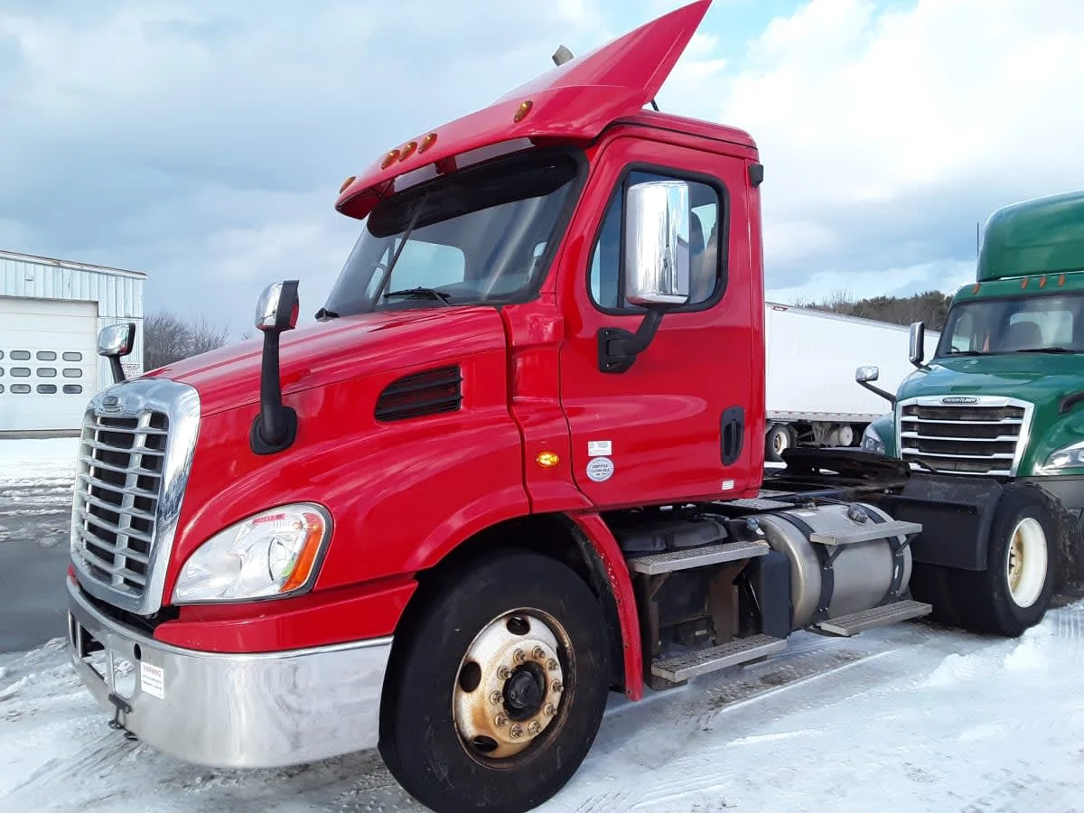 2019 Freightliner Cascadia in Salisbury, MA