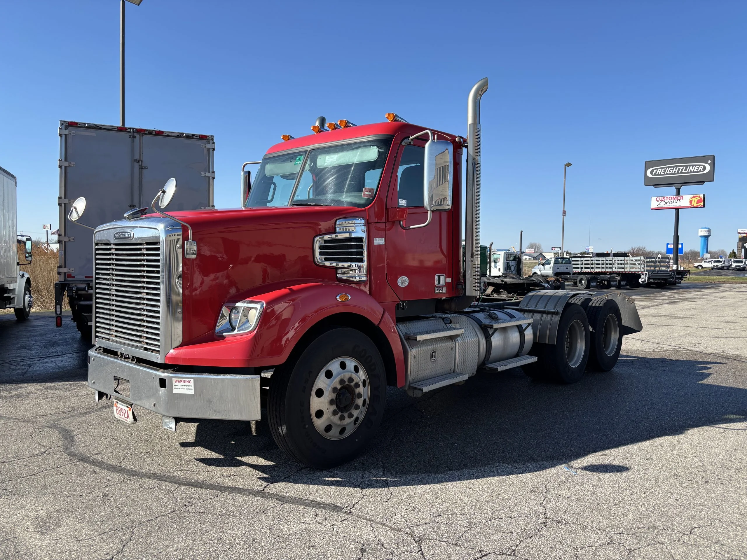 2020 Freightliner 122SD in Dubuque, IA