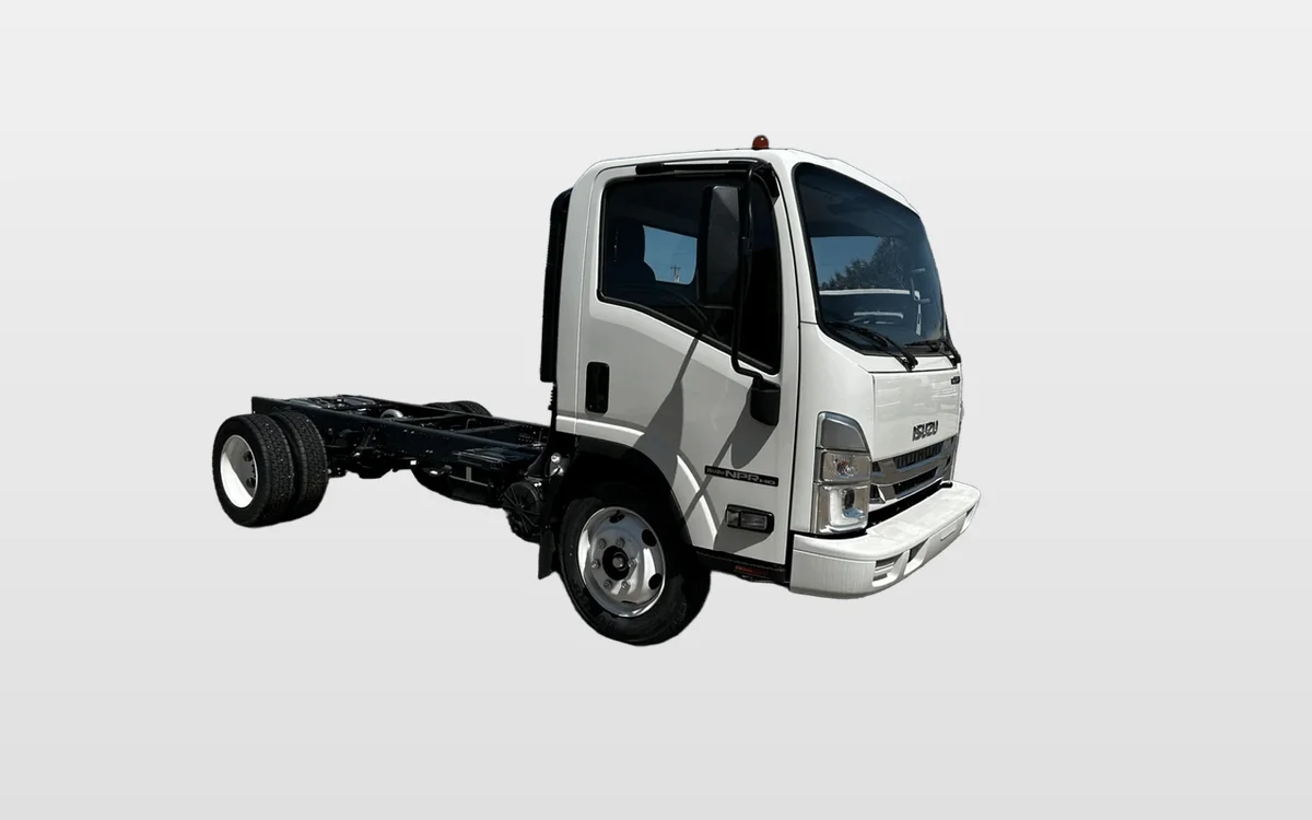 2024 Isuzu NPR - image 1