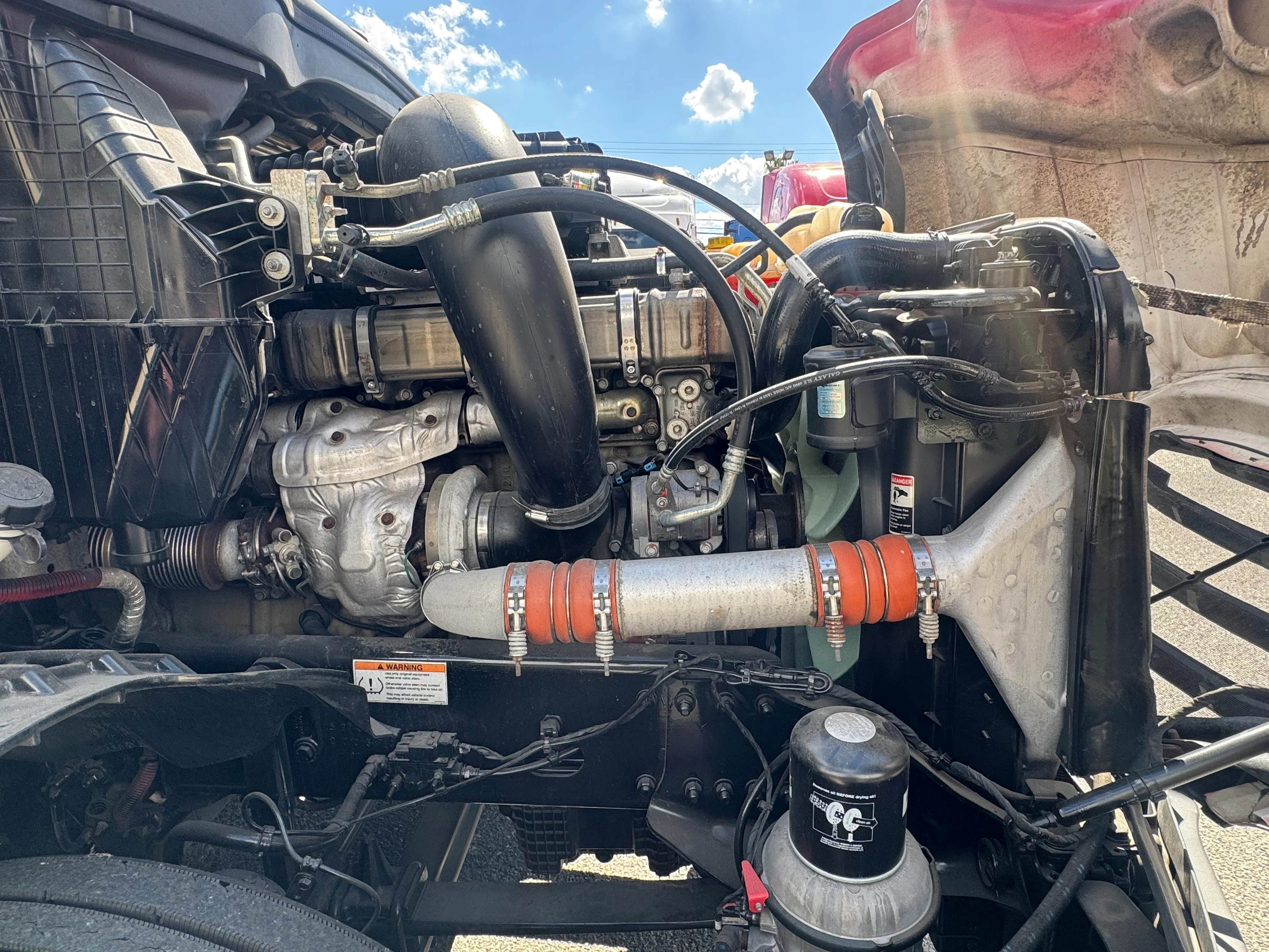 2021 Freightliner Cascadia in Selectrucks Fontana, CA — photo 10