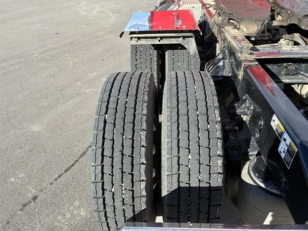 2024 Peterbilt 389 - image 14