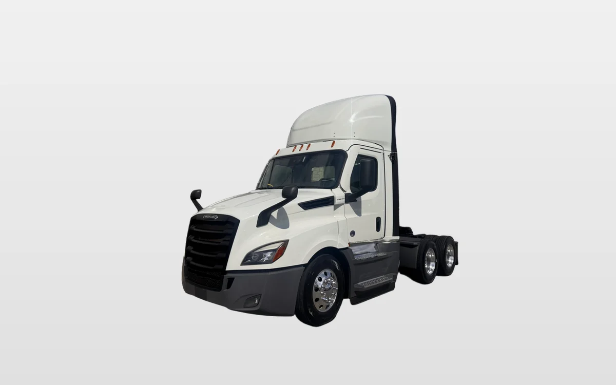 2022 FREIGHTLINER CASCADIA 126DC - image 1