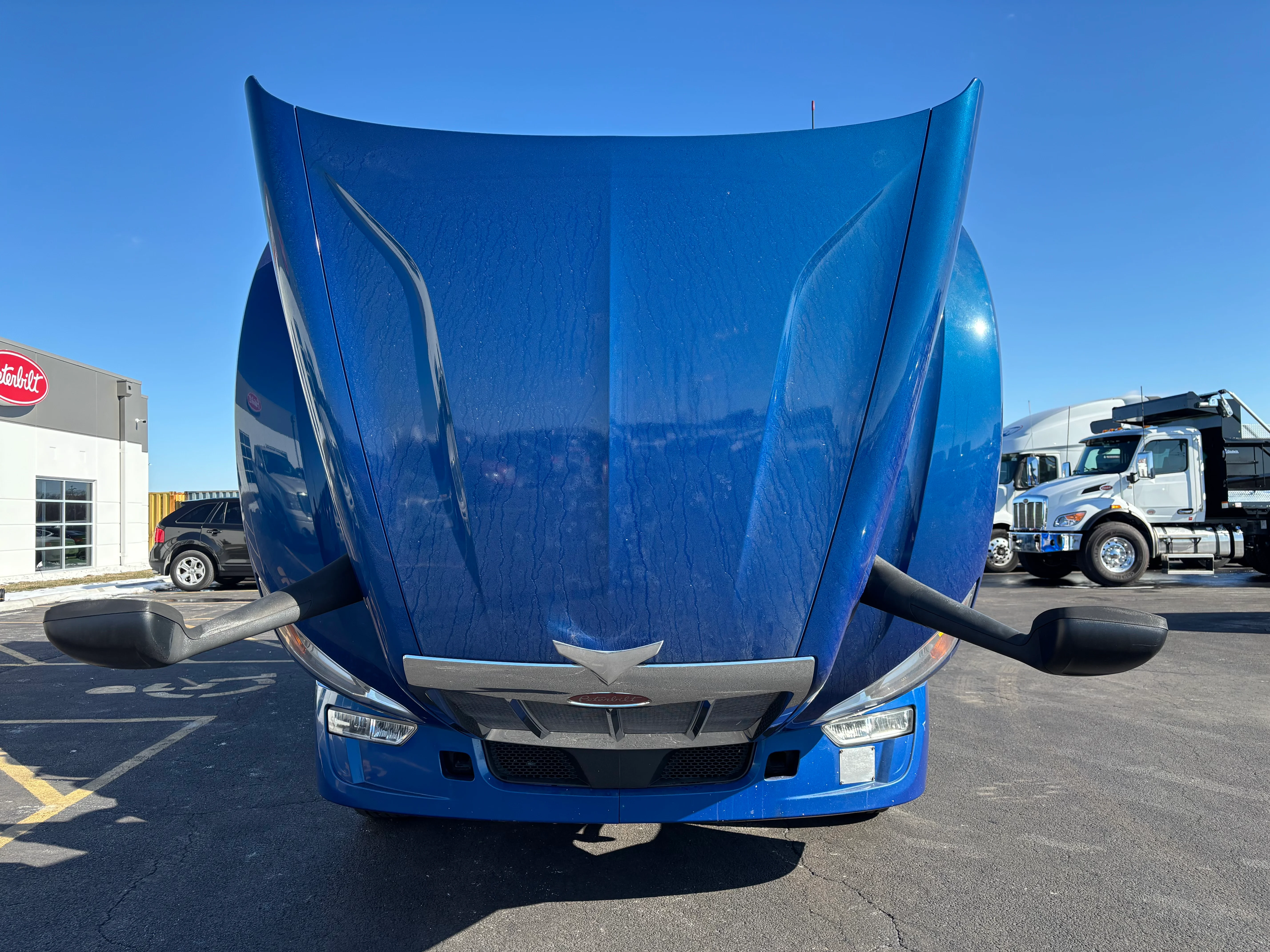 2023 Peterbilt 579 - image 4