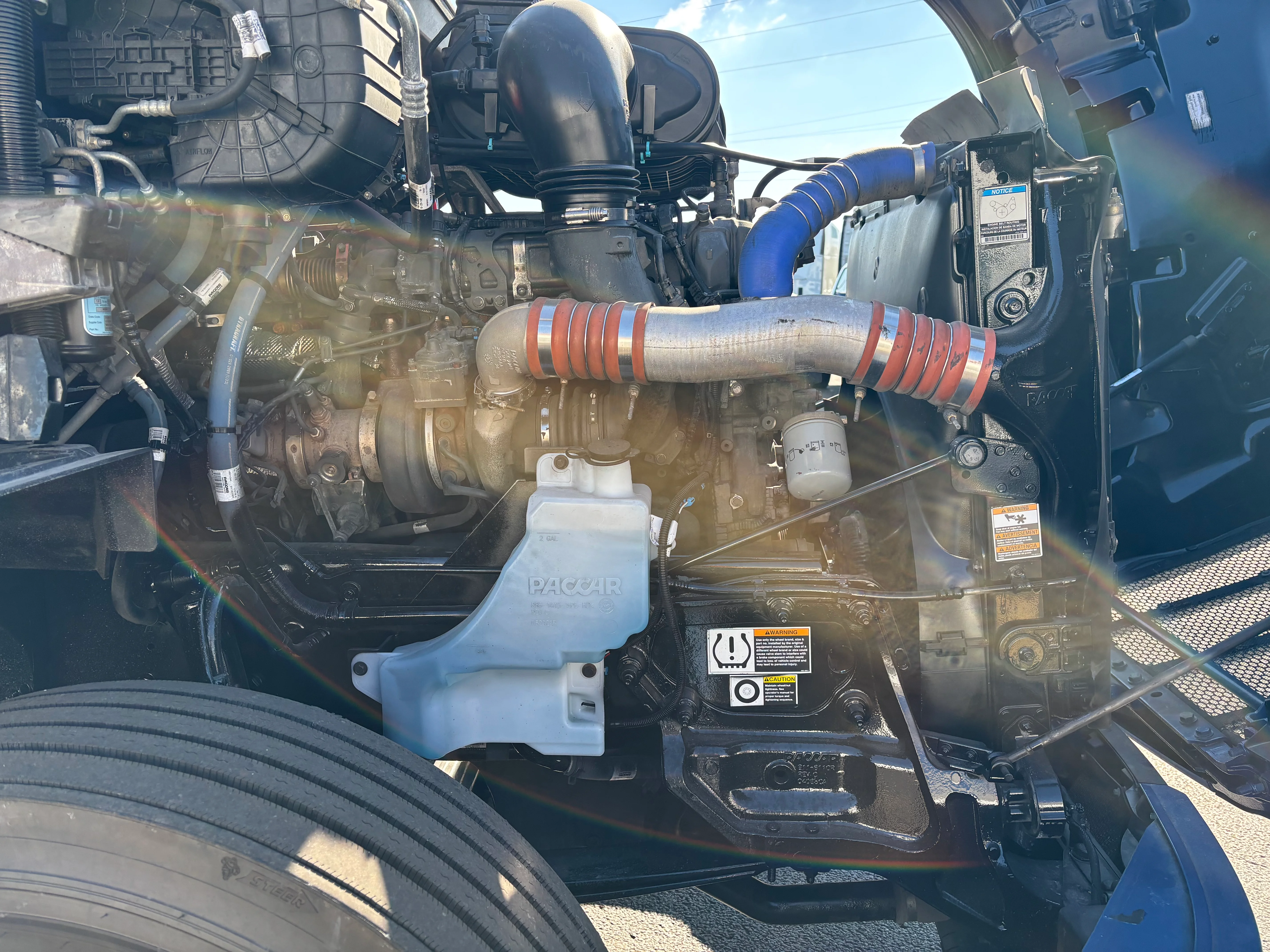 2023 Peterbilt 579 - image 12