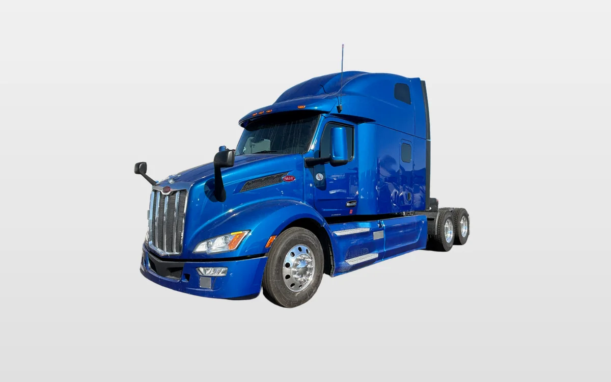 2023 Peterbilt 579 - image 1