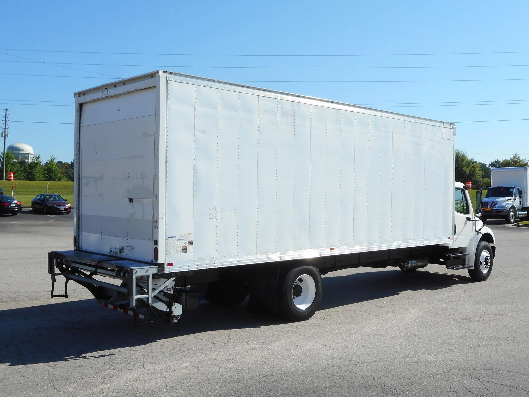 2019 Freightliner eM2 — photo 5