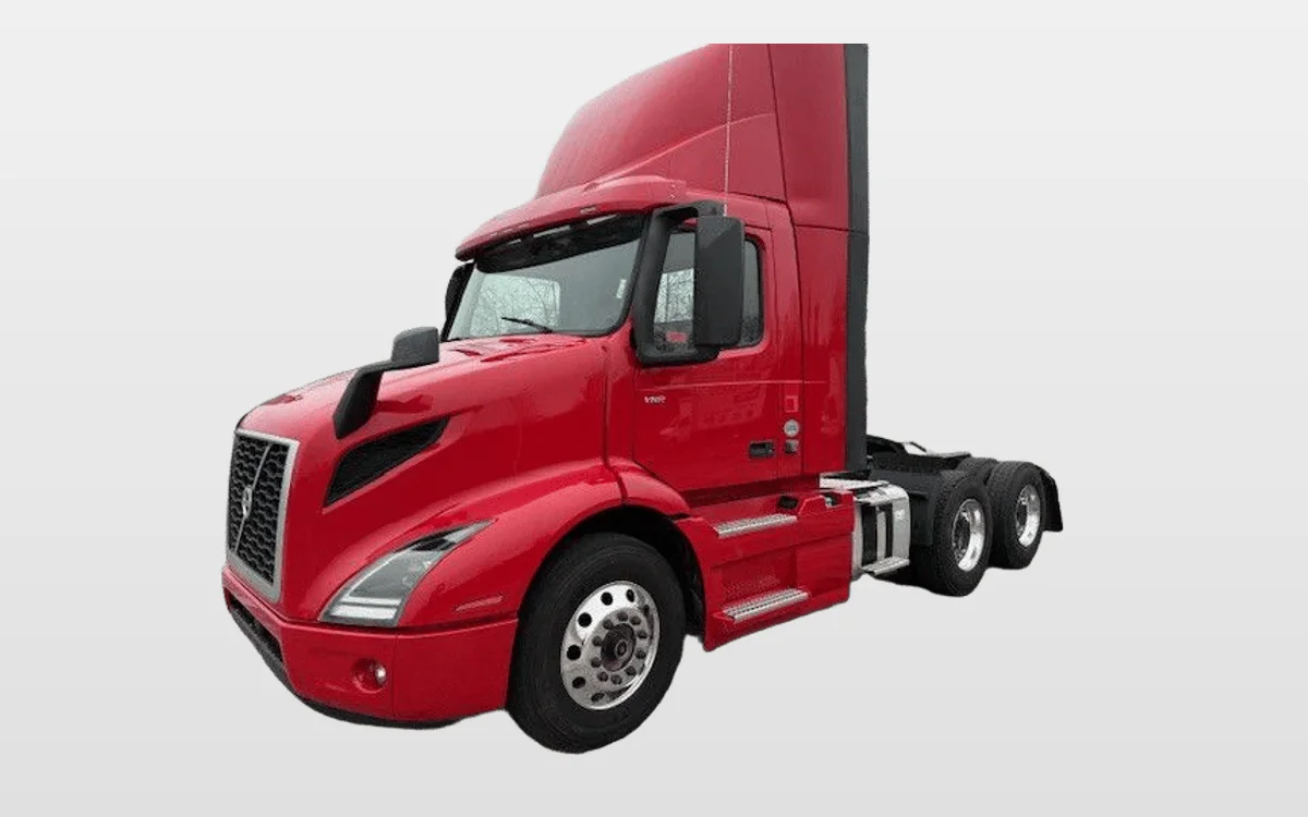 2022 Volvo VNR 640 - image 1
