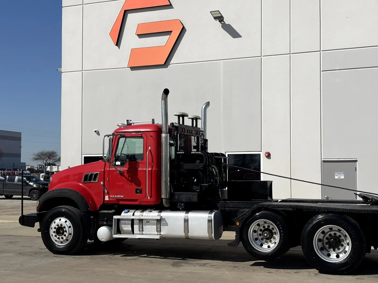 2016 Mack Granite in Hutchins, TX — photo 8
