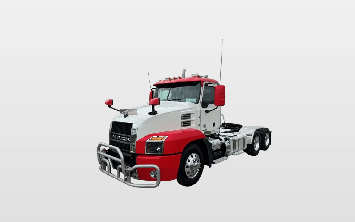 Used 2021 Mack Anthem Daycab - image 1