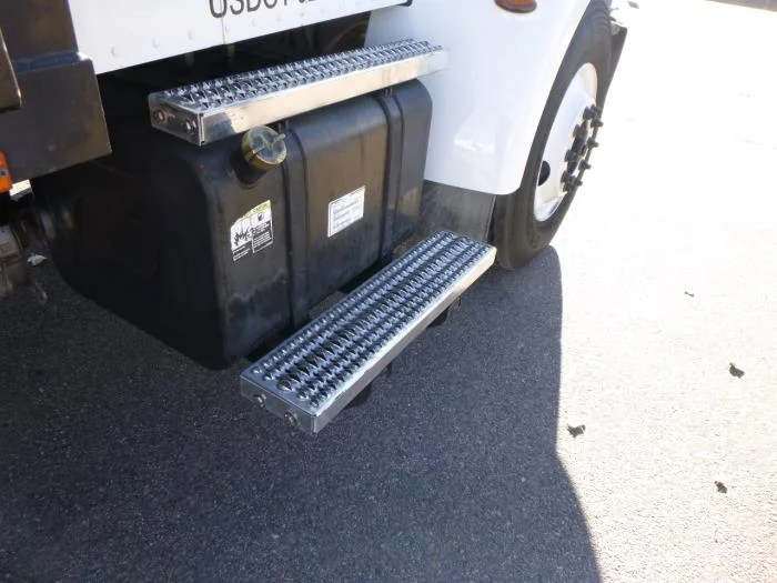 2020 Peterbilt - image 27