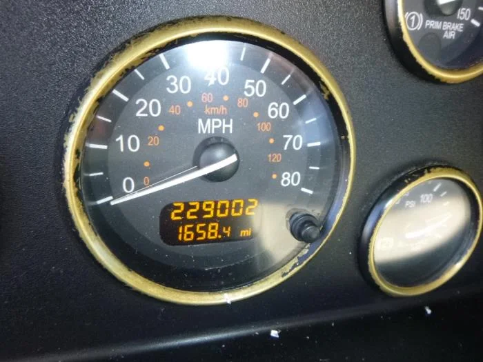 2020 Peterbilt - image 11