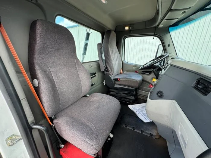 2020 Peterbilt 579 - image 22