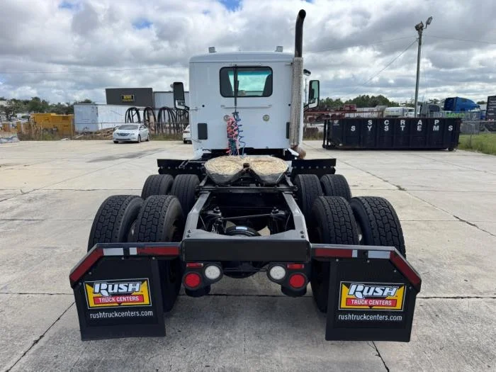 2020 Peterbilt 579 - image 7