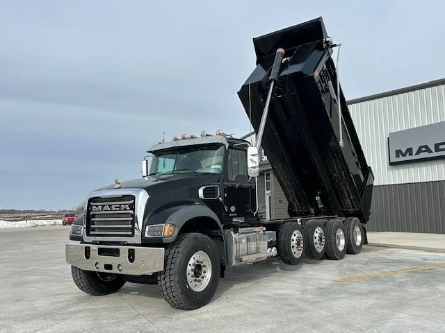 2025 Mack Granite in Pottsville, PA