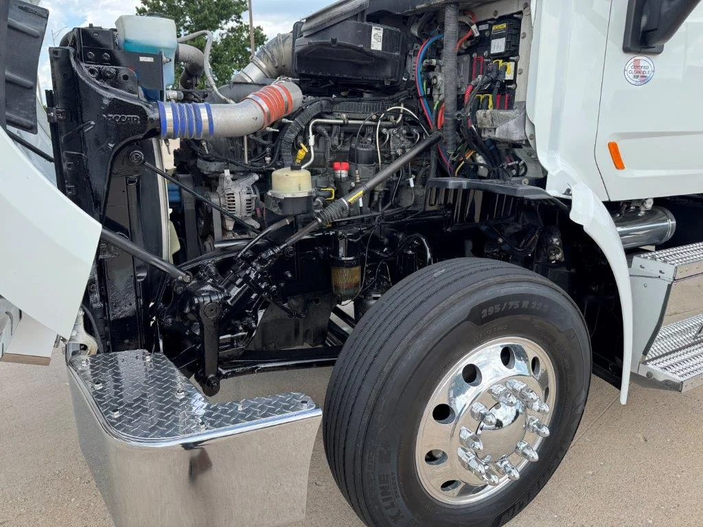 2022 Peterbilt 567 - image 9