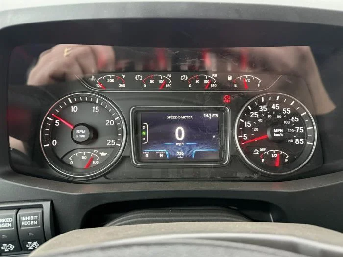 2026 International HX - image 11