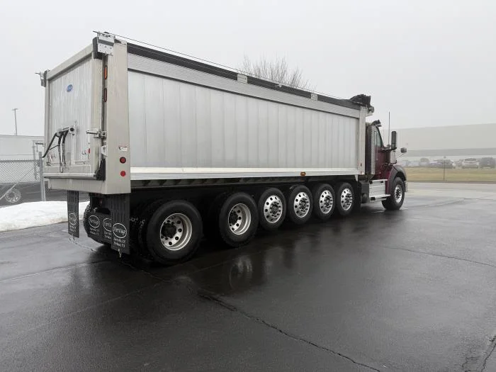 2026 International HX - image 5