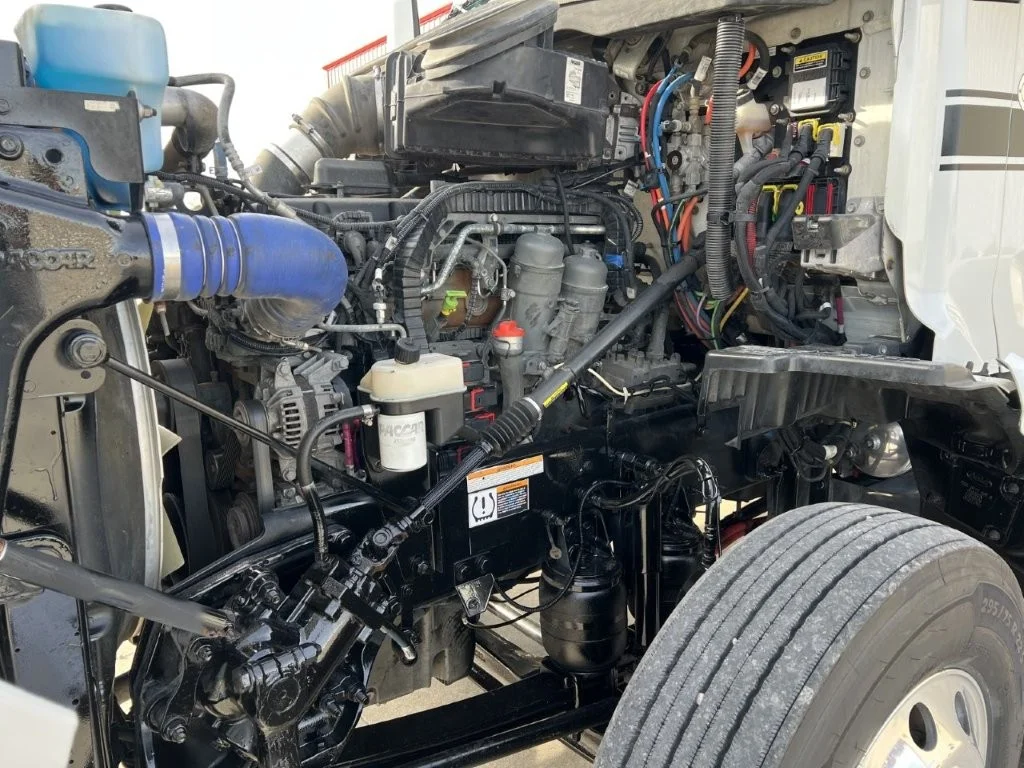 2022 Peterbilt 567 - image 9