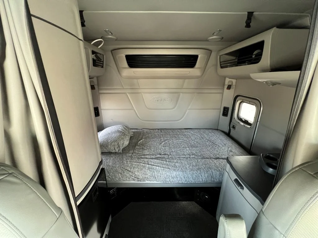 2022 Peterbilt 567 - image 11