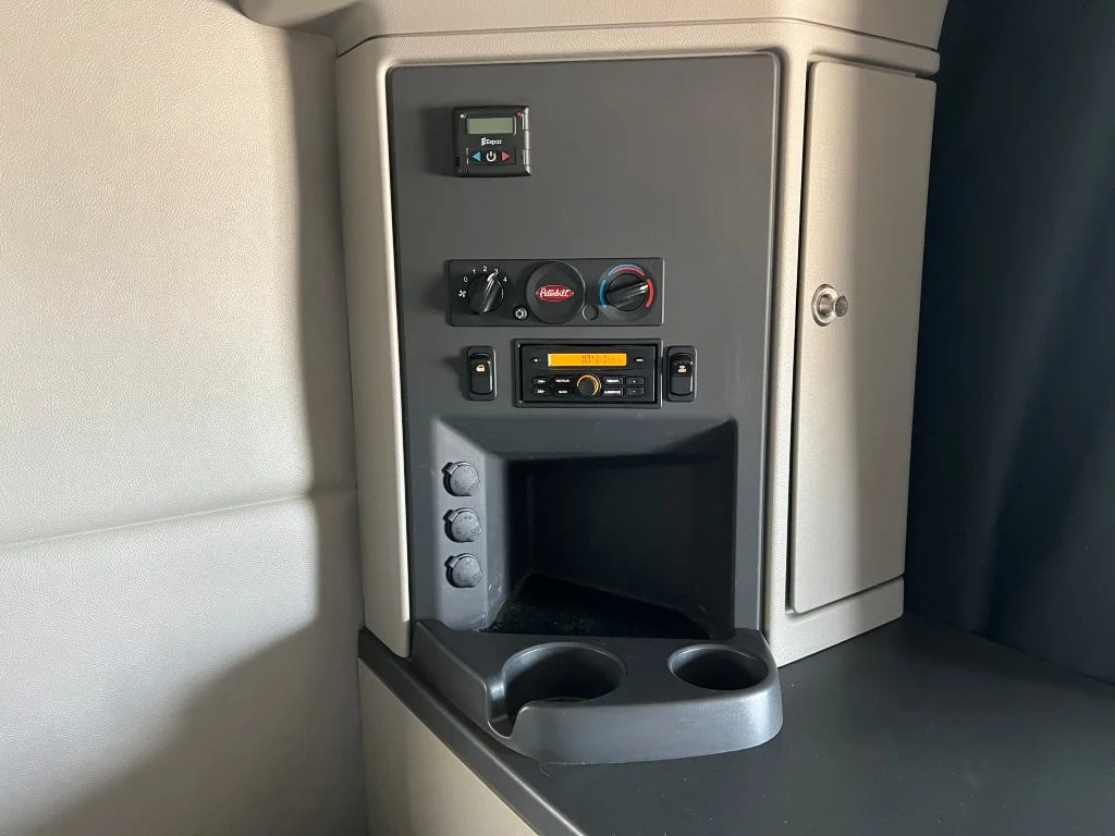 2022 Peterbilt 567 - image 14